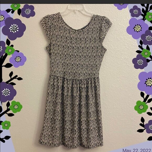 ♦️👗BeBop Dress A Cute Black and White Diamond Pattern ♦️ - Picture 1 of 7